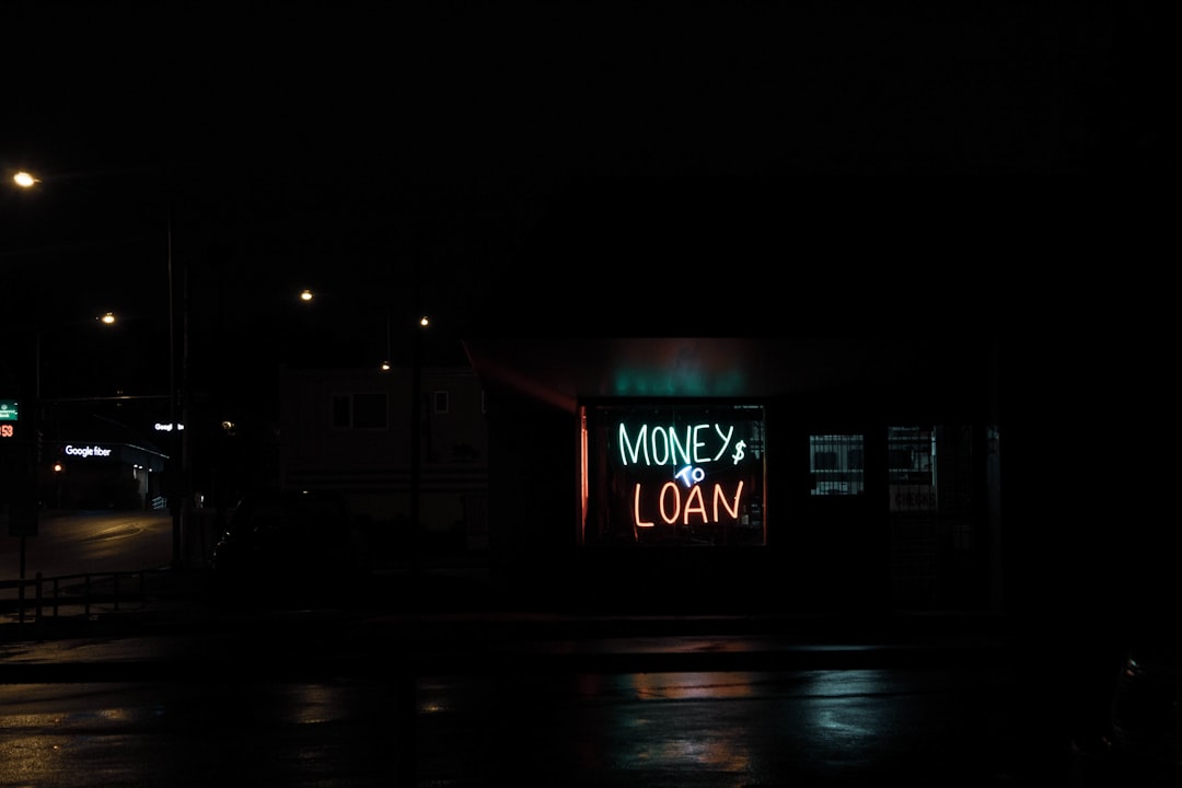 Flash Loan АМЛ манипуляция: как мошенники используют кредиты для отмывания денег